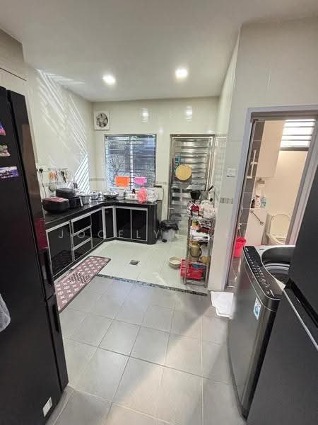 Rumah Teres 2-Tingkat untuk Dijual di Taman Nusa Idaman (Iskandar Puteri (Nusajaya)) - Jocelyn Lee - Kitchen - PropertyGuru.com.my