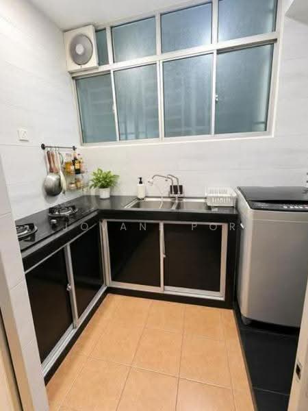 Service Residence for Sale at Connaught Avenue - Jovane Por - Kitchen - PropertyGuru.com.my