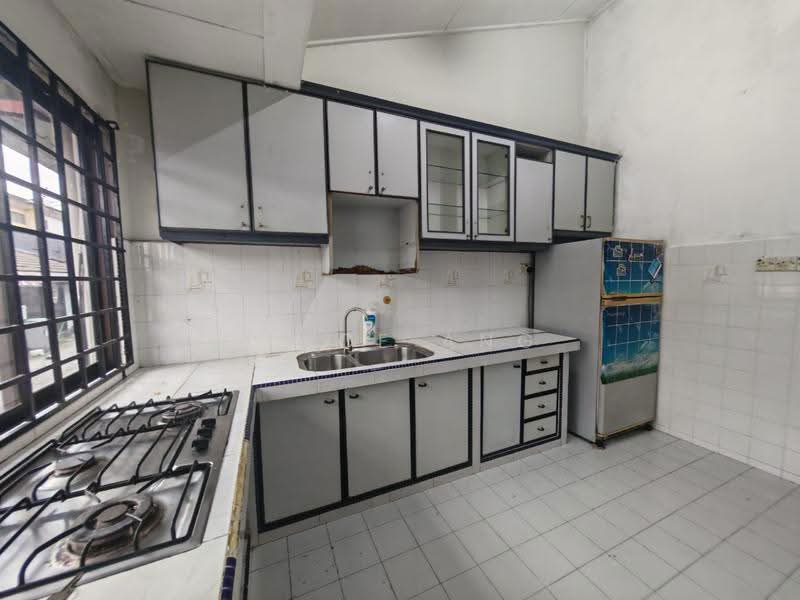 1-storey Terraced House for Rent in Johor Bahru (Johor) - Alice Ang - Kitchen - PropertyGuru.com.my