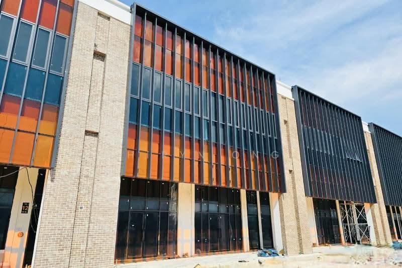 Shop / Office for Rent in Seksyen U13 (Setia Alam) - Shiryn Ong - Exterior - PropertyGuru.com.my