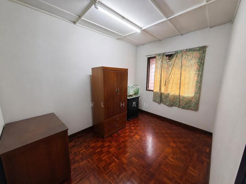 2-storey Terraced House for Sale in SS17 (Subang Jaya) - RL Han - Bedroom - PropertyGuru.com.my
