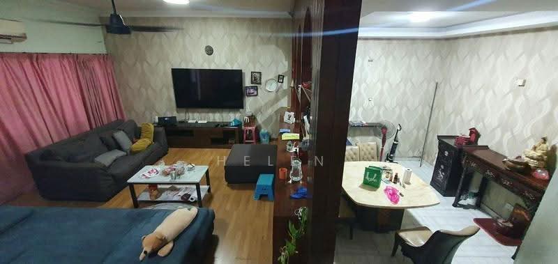 2-storey Terraced House for Sale in SS2 (Petaling Jaya) - Helen Wan - Living Room - PropertyGuru.com.my