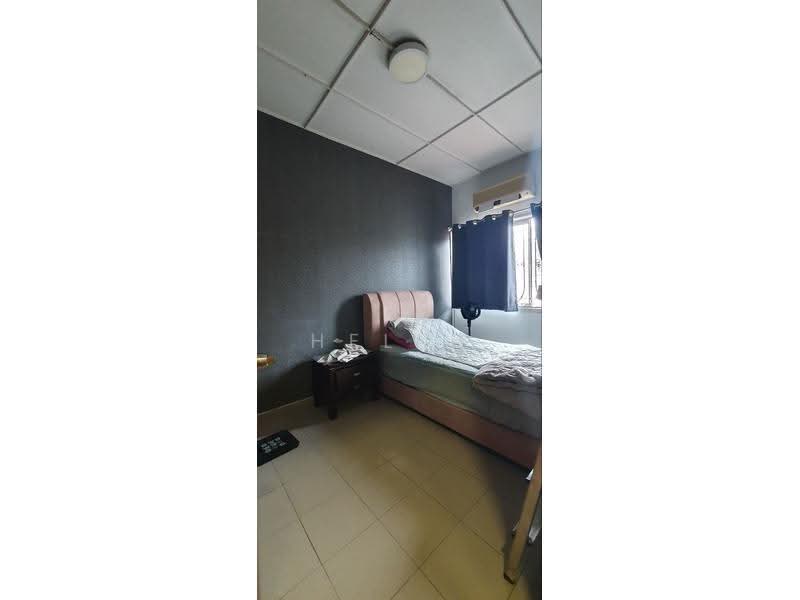 2-storey Terraced House for Sale in SS2 (Petaling Jaya) - Helen Wan - Bedroom - PropertyGuru.com.my