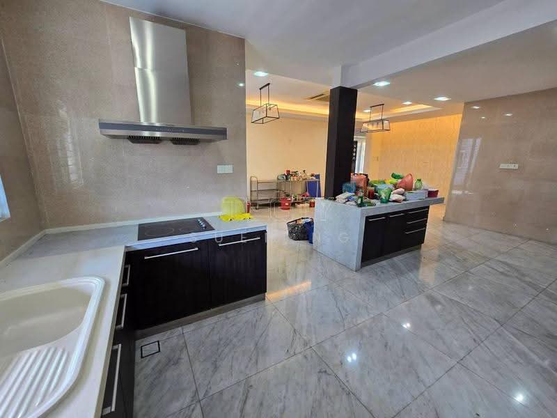 Bungalow House untuk Dijual di Shah Alam (Selangor) - Suen Ng - Kitchen - PropertyGuru.com.my