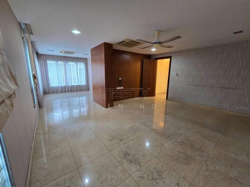 Bungalow House untuk Dijual di Shah Alam (Selangor) - Suen Ng - Living Room - PropertyGuru.com.my