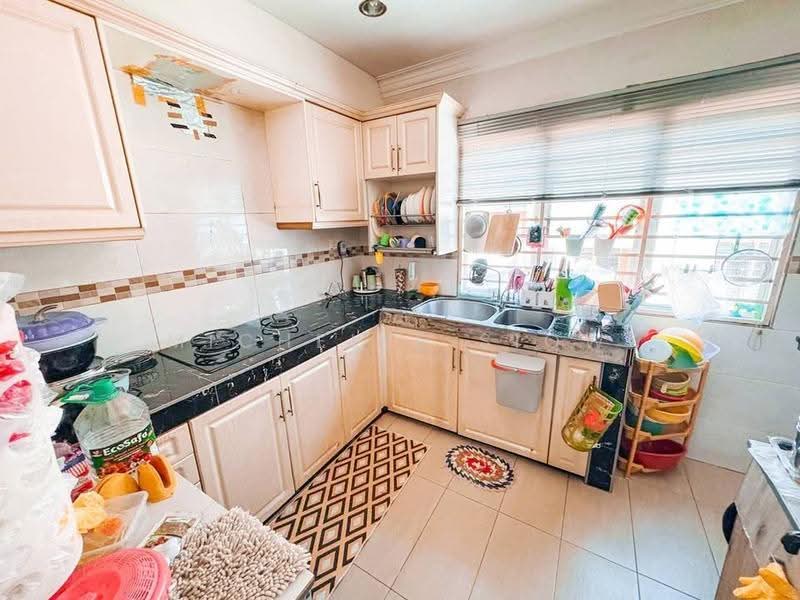Terraced House for Sale in Alam Damai (Cheras) - Michelle Siow - Kitchen - PropertyGuru.com.my