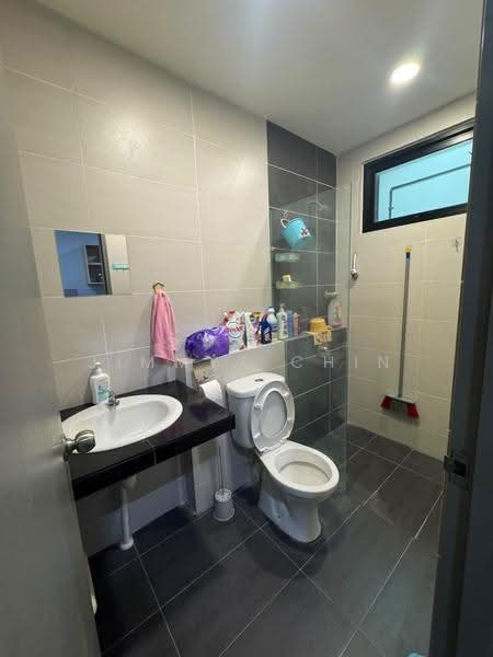 Pangsapuri untuk Dijual di HK Square Apartment - Jimmyy Chin - Bathroom - PropertyGuru.com.my