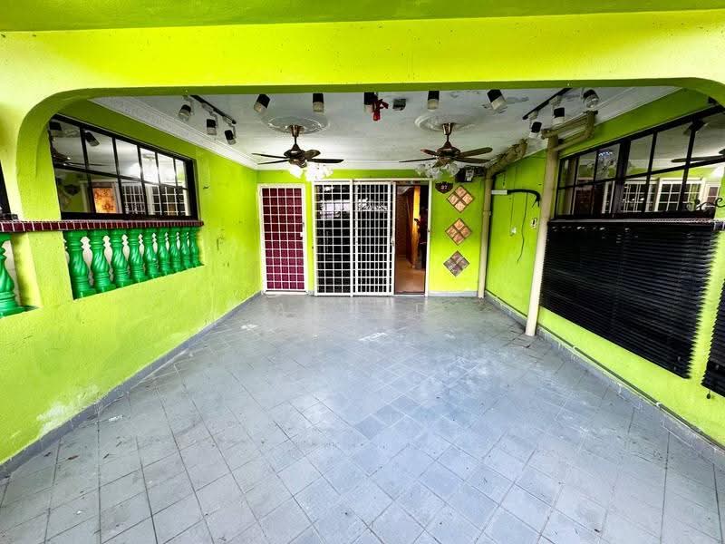 2-storey Terraced House for Sale in Kajang (Selangor) - Ahmad Muslim - Exterior - PropertyGuru.com.my