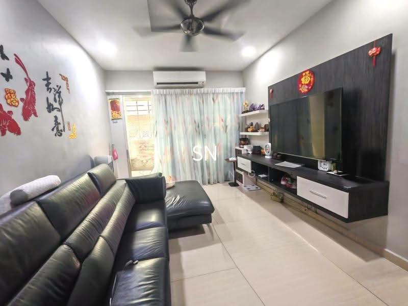 Pangsapuri untuk Dijual di Vista Indah Putra - Suen Ng - Living Room - PropertyGuru.com.my