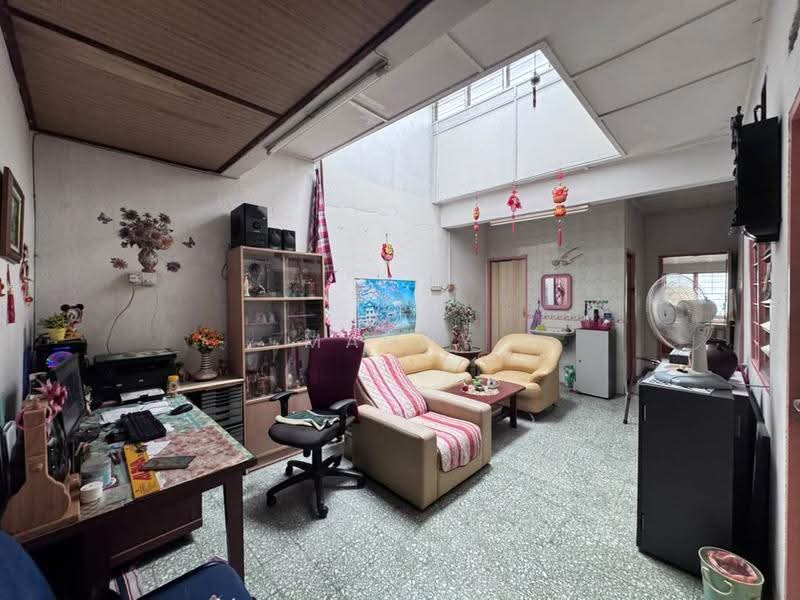 1-storey Terraced House for Sale in Kepong (Kuala Lumpur) - Mandy Liew - Living Room - PropertyGuru.com.my