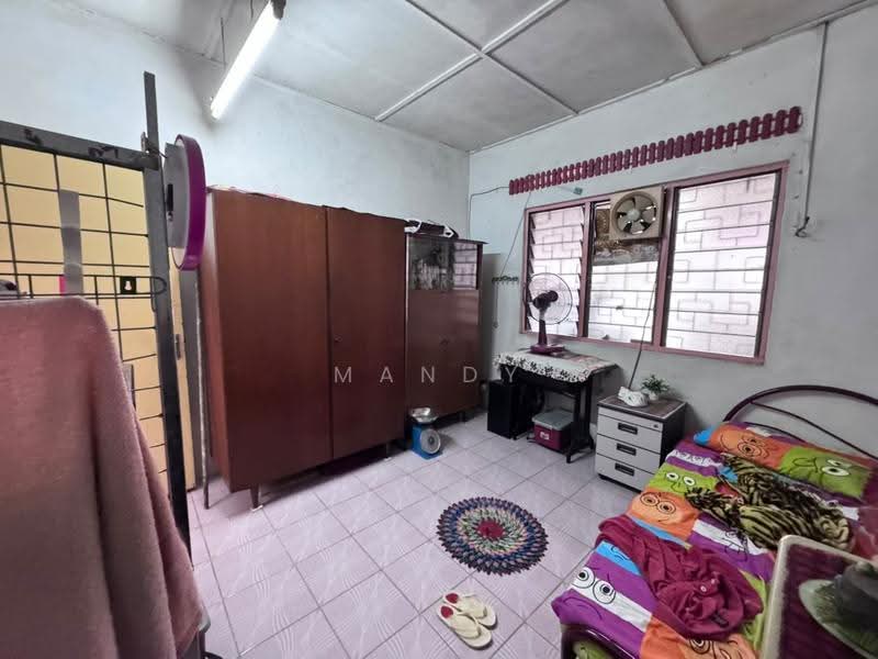 1-storey Terraced House for Sale in Kepong (Kuala Lumpur) - Mandy Liew - Bedroom - PropertyGuru.com.my