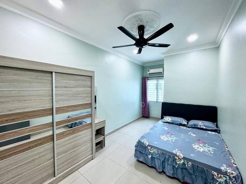3-storey Terraced House for Sale in Taman Universiti Bangi (Kajang) - Ahmad Muslim - Bedroom - PropertyGuru.com.my