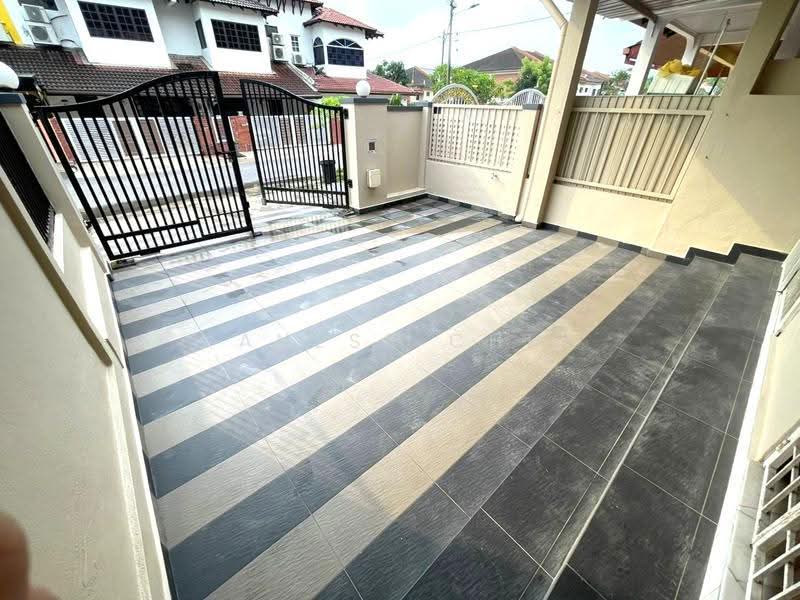 Rumah Teres 2-Tingkat untuk Dijual di Kajang (Selangor) - Vaness Chin - Exterior - PropertyGuru.com.my