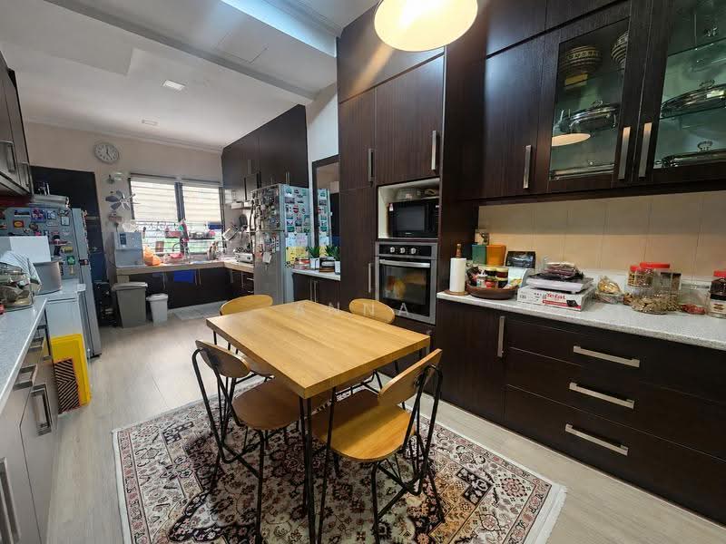 Rumah Teres 2-Tingkat untuk Dijual di Alam Damai (Cheras) - Anna H - Kitchen - PropertyGuru.com.my
