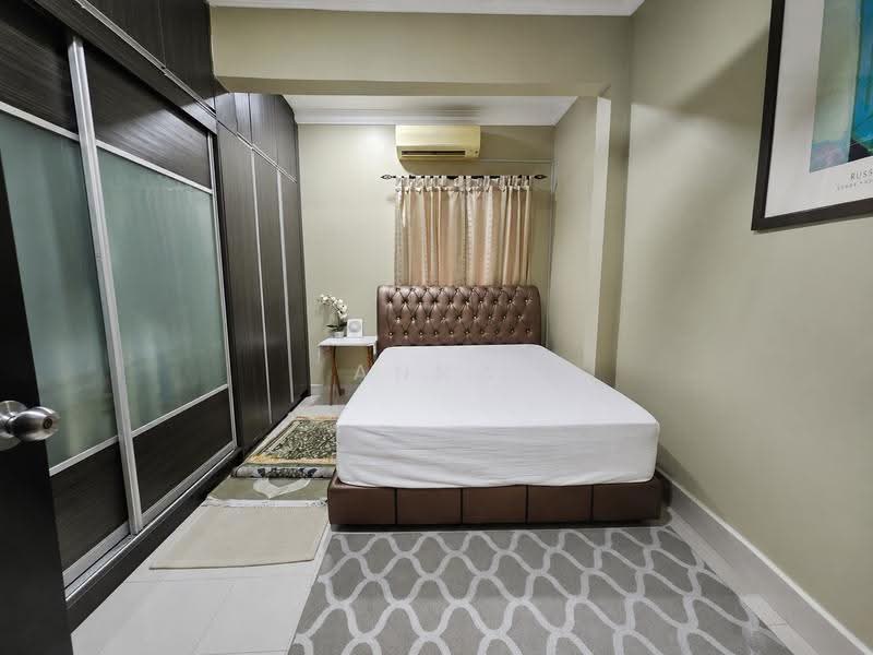 Rumah Teres 2-Tingkat untuk Dijual di Alam Damai (Cheras) - Anna H - Bedroom - PropertyGuru.com.my