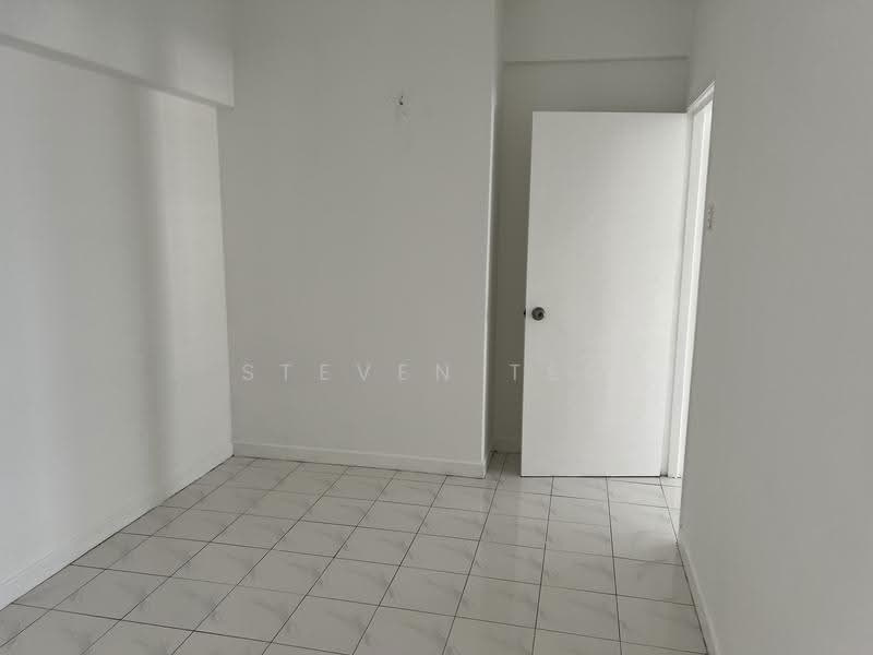 Kondominium untuk Disewa di D'aman Crimson - Steven Teo - 2nd Bedroom - PropertyGuru.com.my