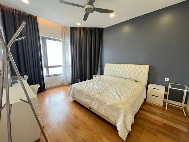 Kediaman Servis untuk Dijual di The Sentral Residences - Jonathan Lai - Bedroom - PropertyGuru.com.my