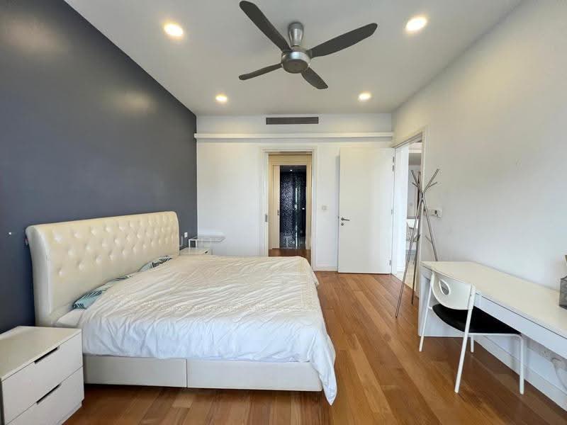 Kediaman Servis untuk Dijual di The Sentral Residences - Jonathan Lai - Bedroom - PropertyGuru.com.my