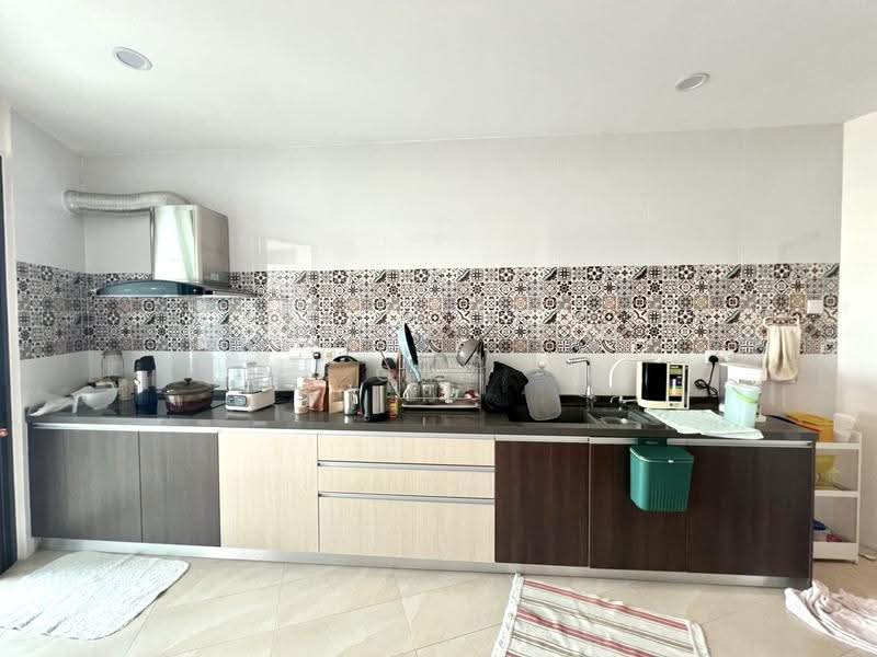 Condominium for Rent at The View Condominium - Gan Chun Kai - Kitchen - PropertyGuru.com.my