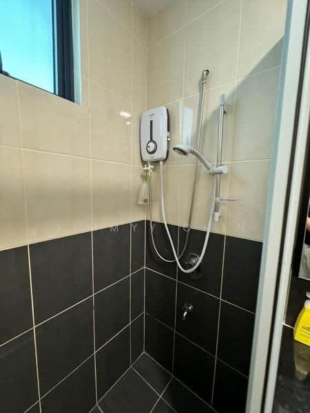 Kondominium untuk Dijual di Sapphire On The Park - Jimmyy Chin - Bathroom - PropertyGuru.com.my