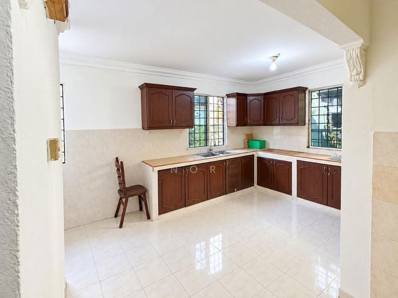 Rumah Teres 2-Tingkat untuk Dijual di Sungai Buloh (Selangor) - Nor Ozir - Kitchen - PropertyGuru.com.my