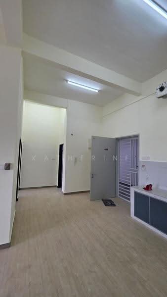 Service Residence for Sale at The Garden Residences - Katherine Low - Interior - PropertyGuru.com.my