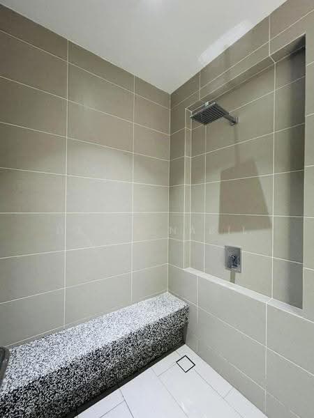 Condominium for Rent at Par 3 Condo & Condo Villa - Danny Nabil - Bathroom - PropertyGuru.com.my