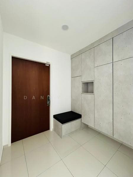 Condominium for Rent at Par 3 Condo & Condo Villa - Danny Nabil - Entrance - PropertyGuru.com.my