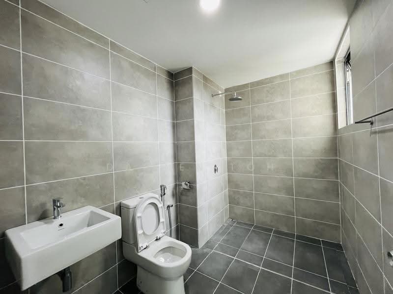 Service Residence for Rent at Serviced Residence @ The Louvre @ Country Heights - Darren Toh - Bathroom - PropertyGuru.com.my