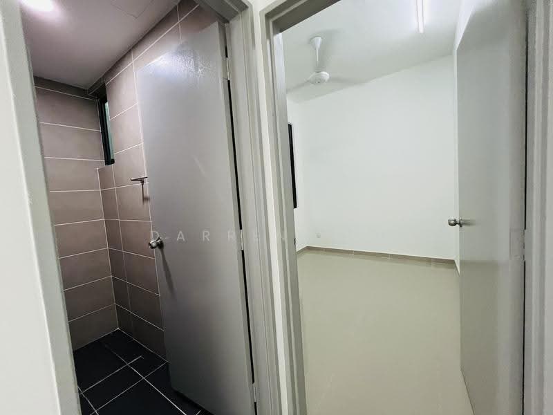 Service Residence for Rent at Serviced Residence @ The Louvre @ Country Heights - Darren Toh - Bathroom - PropertyGuru.com.my