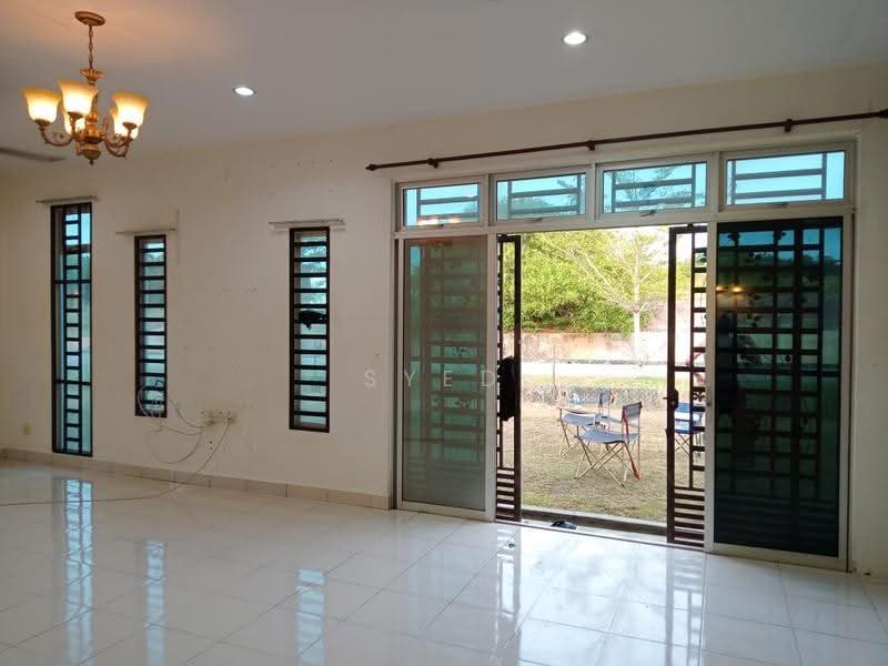 Rumah Berkembar untuk Dijual di Bandar Seri Astana (Sungai Petani) - Syed Redho - Living Room - PropertyGuru.com.my