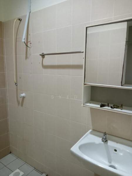 Rumah Berkembar untuk Dijual di Bandar Seri Astana (Sungai Petani) - Syed Redho - Bathroom - PropertyGuru.com.my