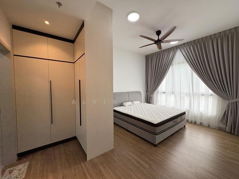 Kediaman Servis untuk Disewa di Residensi Ava @ Kiara Bay - Alvin Lam - Bedroom - PropertyGuru.com.my