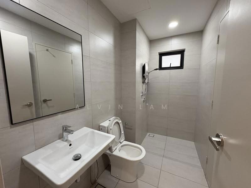 Kediaman Servis untuk Disewa di Residensi Ava @ Kiara Bay - Alvin Lam - Bathroom - PropertyGuru.com.my