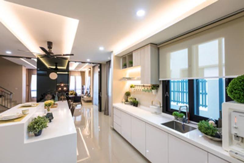 Rumah Teres 2-Tingkat untuk Dijual di Bandar Sri Sendayan (Negeri Sembilan) - Jocelyn Chan - Kitchen - PropertyGuru.com.my