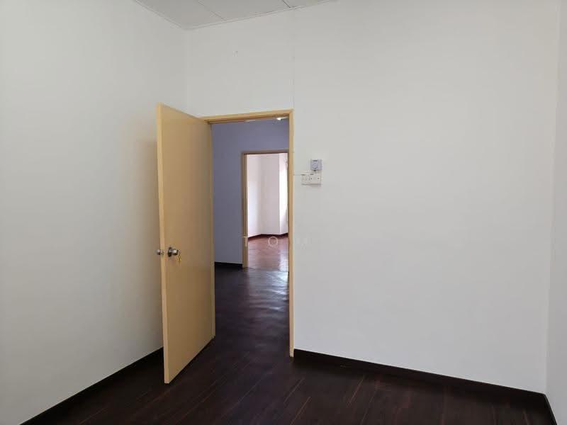 Rumah Teres 2-Tingkat untuk Disewa di Bandar Putra Permai (Seri Kembangan) - Tom Foo - Interior - PropertyGuru.com.my