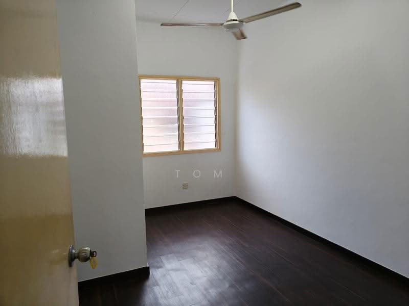 Rumah Teres 2-Tingkat untuk Disewa di Bandar Putra Permai (Seri Kembangan) - Tom Foo - Interior - PropertyGuru.com.my