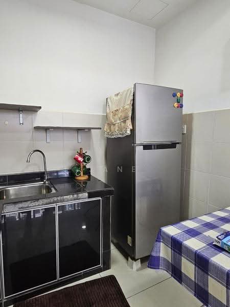Pangsapuri untuk Disewa di Austin Regency (Pangsapuri Austin Perdana) - Jane Ngoi - Kitchen - PropertyGuru.com.my
