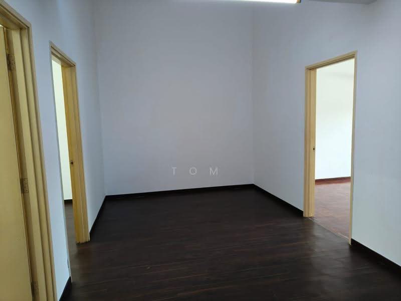 2-storey Terraced House for Sale in Bandar Putra Permai (Seri Kembangan) - Tom Foo - Interior - PropertyGuru.com.my