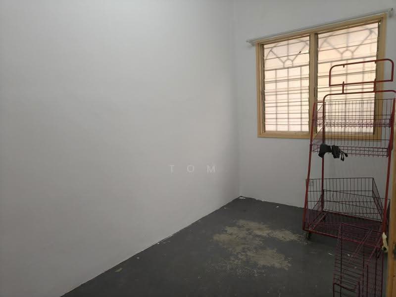 2-storey Terraced House for Sale in Bandar Putra Permai (Seri Kembangan) - Tom Foo - Interior - PropertyGuru.com.my