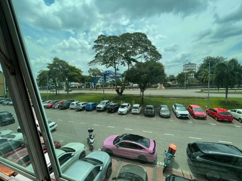 Shop for Rent in Taman Molek (Johor Bahru) - Jane Ngoi - Exterior - PropertyGuru.com.my
