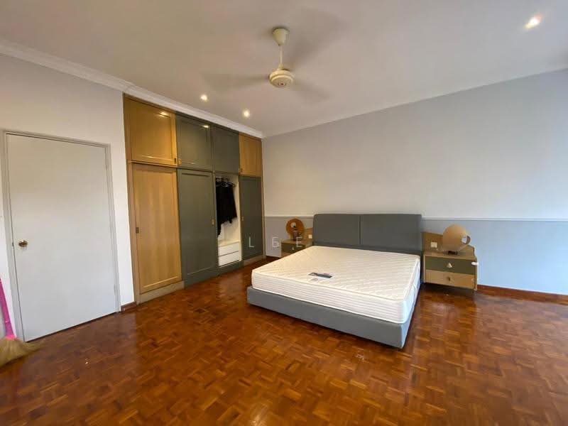 2-storey Terraced House for Sale in Taman Molek (Johor Bahru) - Lee Qiu Wen - Bedroom - PropertyGuru.com.my