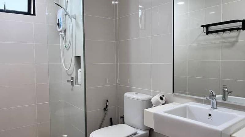 Kediaman Servis untuk Disewa di Southkey Mosaic - Lee Qiu Wen - Bathroom - PropertyGuru.com.my