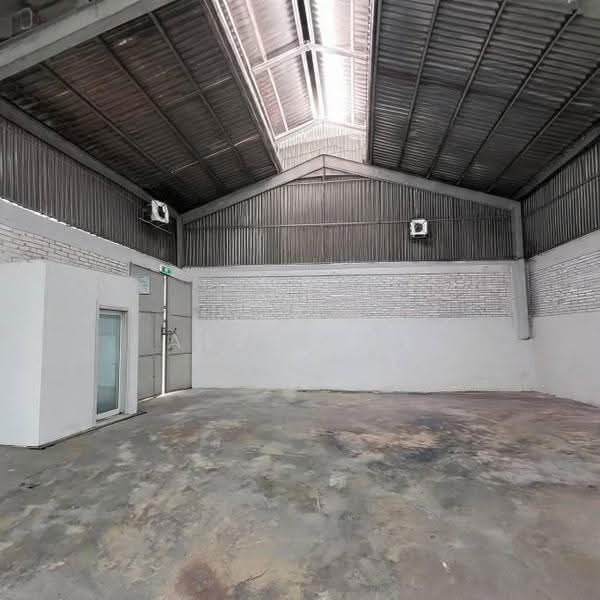 Warehouse for Rent in Subang Jaya (Selangor) - Alex Lee - Interior - PropertyGuru.com.my
