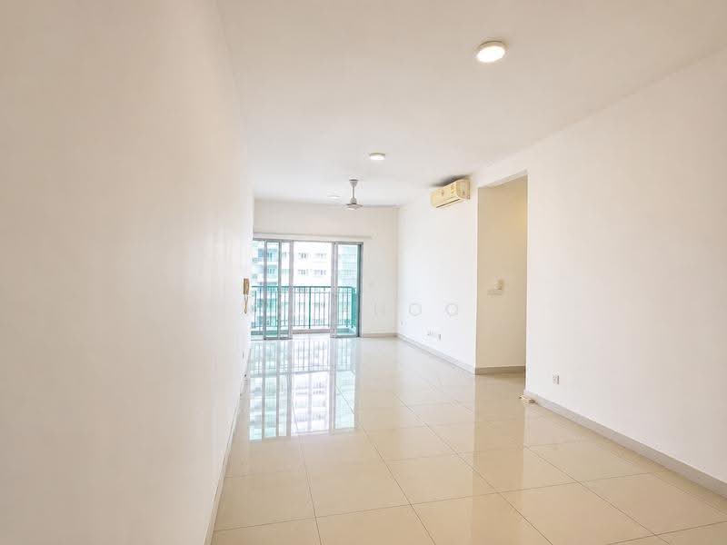 Kediaman Servis untuk Dijual di Savanna Executive Suite @ Southville City - KH Khoo - Living Room - PropertyGuru.com.my