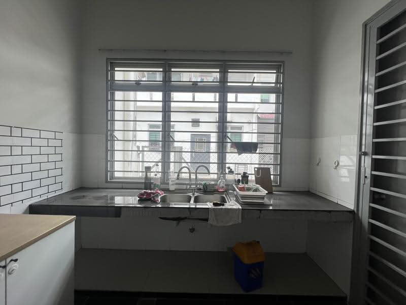2-storey Terraced House for Rent in Bandar Rimbayu (Telok Panglima Garang) - Miki You - Kitchen - PropertyGuru.com.my