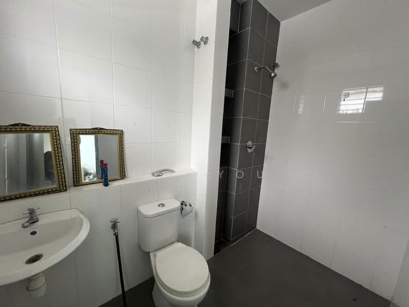2-storey Terraced House for Rent in Bandar Rimbayu (Telok Panglima Garang) - Miki You - Bathroom - PropertyGuru.com.my