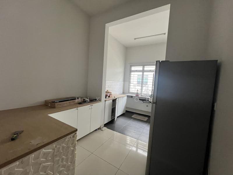 2-storey Terraced House for Rent in Bandar Rimbayu (Telok Panglima Garang) - Miki You - Kitchen - PropertyGuru.com.my