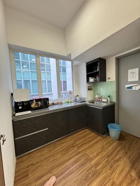 Shop / Office for Sale in Kota Damansara (Selangor) - Hanif Hanz - Kitchen - PropertyGuru.com.my