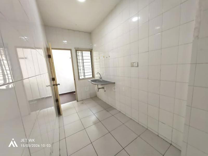 Pangsapuri untuk Dijual di Pangsapuri Akasia (Bandar Botanic) - Eunice Lim - PropertyGuru.com.my